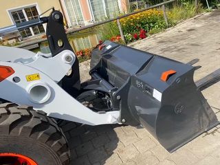 Φορτωτής Με Λάστιχα Bobcat 2023 L75 ** 23 ώρες χρήσης **-thumb-6