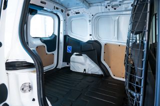 Ford Transit Courier 2023-thumb-13