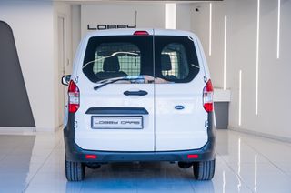 Ford Transit Courier 2023-thumb-5
