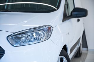 Ford Transit Courier 2023-thumb-7