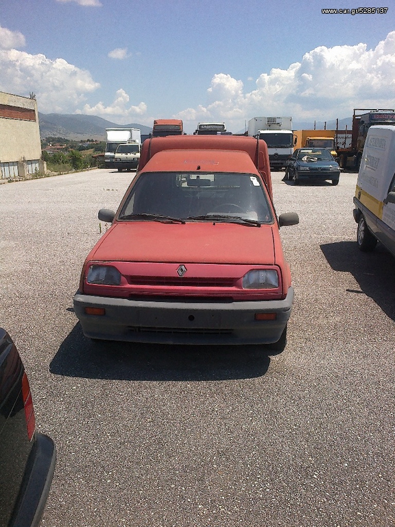 Κλούβα Renault 1992 RAPID