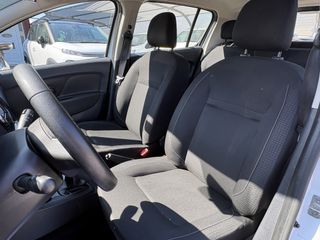 Dacia Sandero 2018-thumb-12