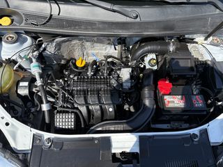Dacia Sandero 2018-thumb-18
