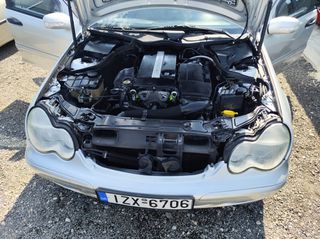 Mercedes-Benz C 200 2004-thumb-20