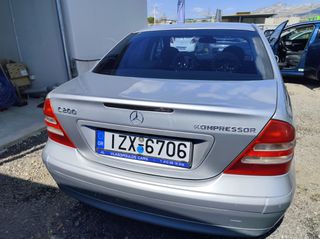 Mercedes-Benz C 200 2004-thumb-6