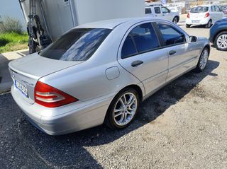 Mercedes-Benz C 200 2004-thumb-7