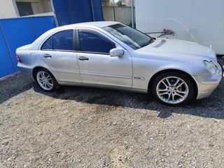 Mercedes-Benz C 200 2004-thumb-8
