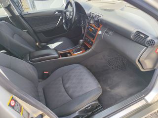 Mercedes-Benz C 200 2004-thumb-10