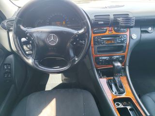 Mercedes-Benz C 200 2004-thumb-18