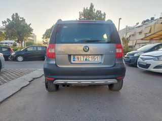 Skoda Yeti 2011 1.8 TSI EXPERIENCE 4X4-thumb-3