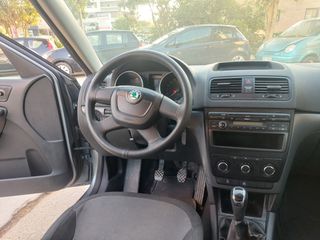 Skoda Yeti 2011 1.8 TSI EXPERIENCE 4X4-thumb-9