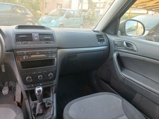Skoda Yeti 2011 1.8 TSI EXPERIENCE 4X4-thumb-10