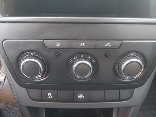 Skoda Yeti 2011 1.8 TSI EXPERIENCE 4X4-thumb-16
