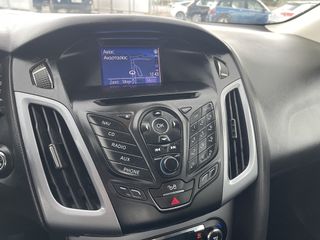 Ford Focus 2012 EURO5 DIESEL NAVI-thumb-40