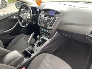 Ford Focus 2012 EURO5 DIESEL NAVI-thumb-29