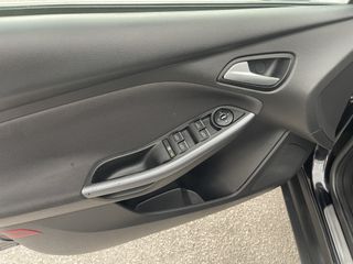 Ford Focus 2012 EURO5 DIESEL NAVI-thumb-34