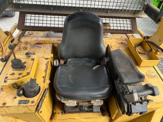 Μπουλντόζες CAT 2005 D 5 N LGP-thumb-34