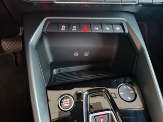 Audi A3 2025 Sportback Progressive 30 TFSI Hybrid 116 hp S tronic-thumb-29