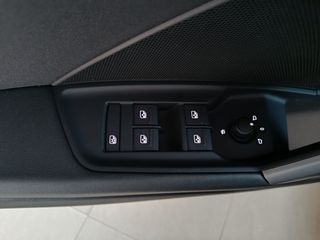 Audi A3 2025 Sportback Progressive 30 TFSI Hybrid 116 hp S tronic-thumb-30