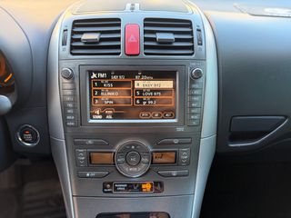 Toyota Auris 2008 ΕΛΛΗΝΙΚΗΣ ΑΝΤΙΠΡΟΣΩΠΕΙΑΣ / ΠΡΩΤΟ ΧΕΡΙ-thumb-16