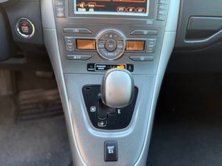 Toyota Auris 2008 ΕΛΛΗΝΙΚΗΣ ΑΝΤΙΠΡΟΣΩΠΕΙΑΣ / ΠΡΩΤΟ ΧΕΡΙ-thumb-17