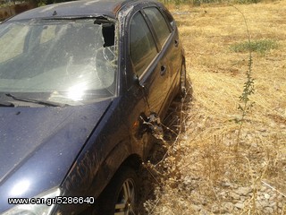 Ford Focus 2003 1400CC -thumb-4