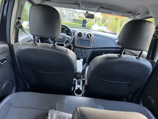 Dacia Sandero 2018-thumb-8