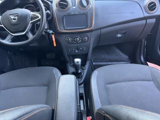 Dacia Sandero 2018-thumb-12