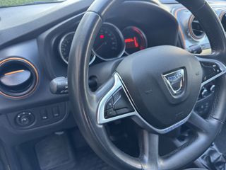 Dacia Sandero 2018-thumb-17