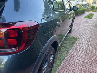Dacia Sandero 2018-thumb-20