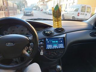 Ford Focus 2003-thumb-4