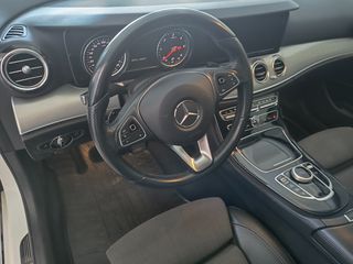 Mercedes-Benz E 200 2018 D AVANTGARDE 9G-thumb-20