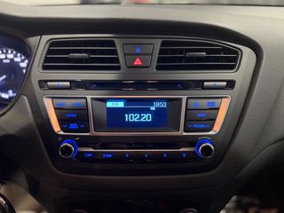 Hyundai i 20 2016 1.4 STYLE / ΑΡΙΣΤΟ / ΠΡΩΤΟ ΧΕΡΙ-thumb-30