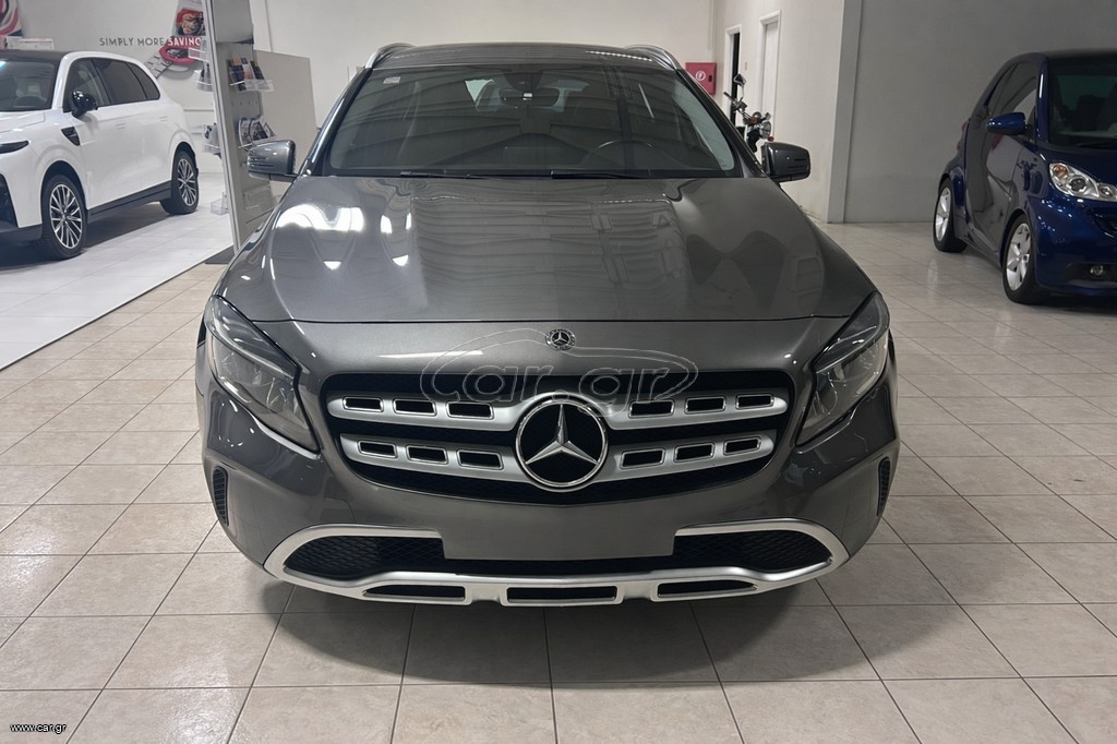 Mercedes-Benz GLA 200 2017 GLA 200