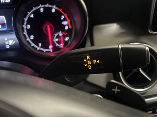 Mercedes-Benz GLA 200 2017 GLA 200-thumb-16