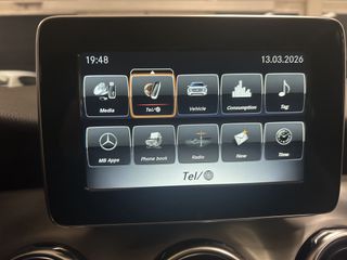 Mercedes-Benz GLA 200 2017 GLA 200-thumb-9