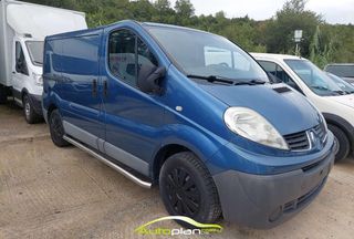 Renault Trafic 2013-thumb-1