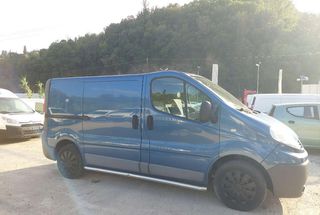 Renault Trafic 2013-thumb-8