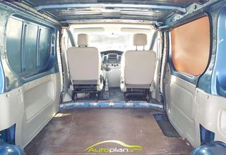 Renault Trafic 2013-thumb-16