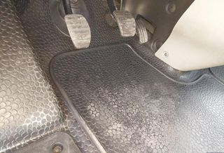 Renault Trafic 2013-thumb-21