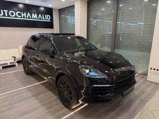 Porsche Cayenne 2019 E-HYBRID-thumb-1