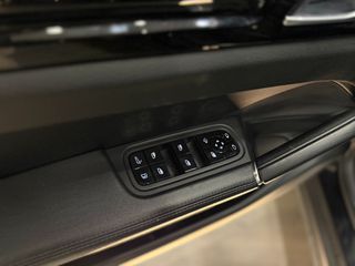 Porsche Cayenne 2019 E-HYBRID-thumb-35