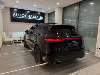 Porsche Cayenne 2019 E-HYBRID-thumb-12