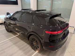 Porsche Cayenne 2019 E-HYBRID-thumb-14