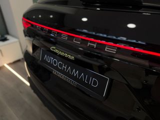 Porsche Cayenne 2019 E-HYBRID-thumb-19