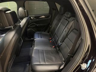 Porsche Cayenne 2019 E-HYBRID-thumb-23