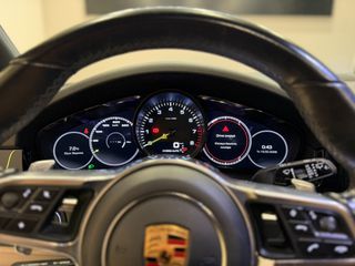Porsche Cayenne 2019 E-HYBRID-thumb-29
