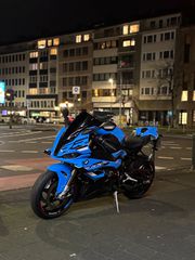 Bmw S1000RR 2023-thumb-4