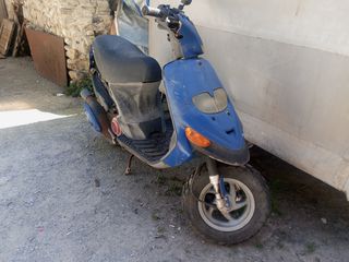 Piaggio Zip 50 2000 ΔΕΝ ΔΟΥΛΕΎΕΙ ΓΙΑ ΑΝΤΑΛΛΑΚΤΙΚΆ ΤΕΜΑΧΙΑ