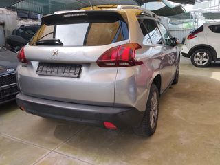Peugeot 2008 2018 1.2 STYLE-thumb-9